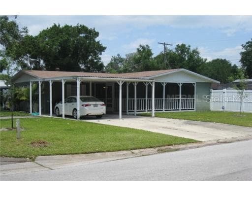 4528 S SHAMROCK ROAD TAMPA, FL 33611