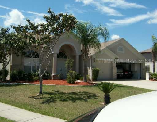 1811 POWDER RIDGE DRIVE VALRICO, FL 33594