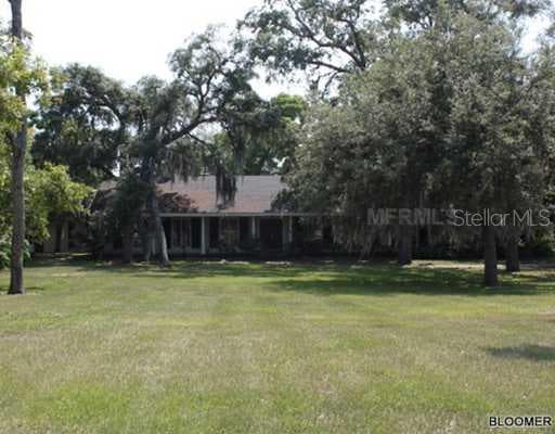 10 Eagle LANE Palm Harbor, FL 34683