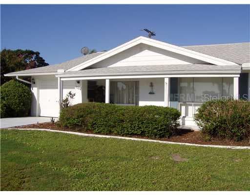 1102 DESERT HILLS DRIVE SUN CITY CENTER, FL 33573