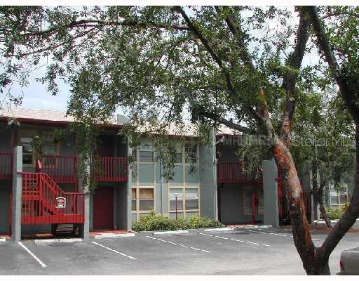525 S LINCOLN AVENUE UNIT 202 TAMPA, FL 33609