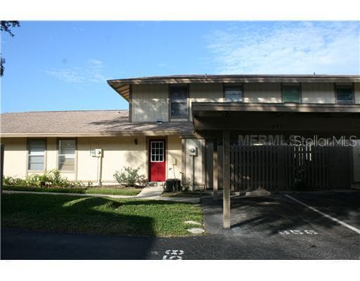 854 CREEKWAY COURT BRANDON, FL 33511
