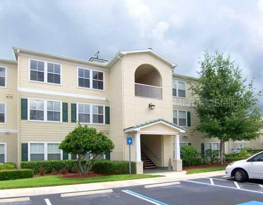 18141 BACK STRETCH LANE UNIT 18141 TAMPA, FL 33647