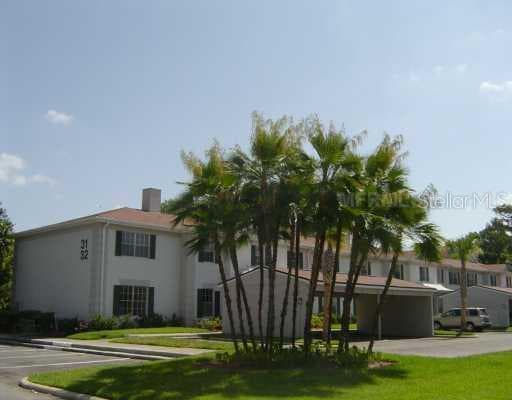 10312 CARROLLWOOD COURT UNIT 38 TAMPA, FL 33618