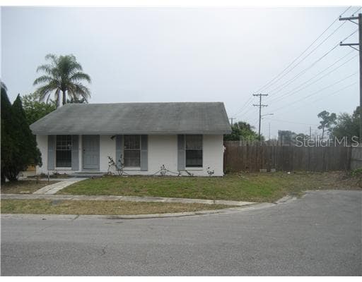 8312 CARMEL PLACE TAMPA, FL 33615