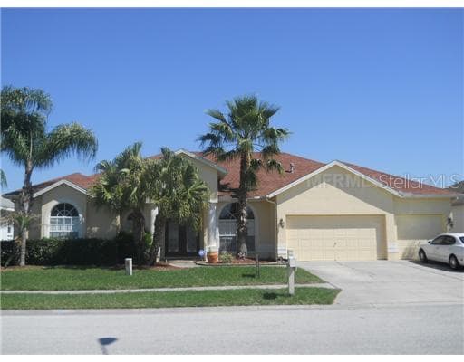 28724 HANGING MOSS LOOP WESLEY CHAPEL, FL 33543