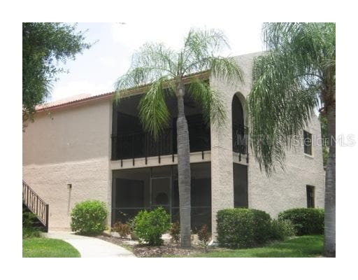 6326 GRAND BAHAMA CIRCLE UNIT H TAMPA, FL 33615