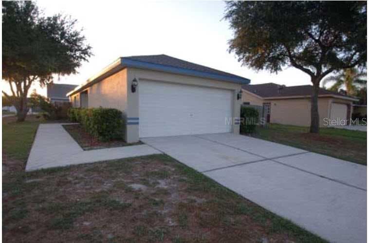 13215 PINE CREEK CIRCLE RIVERVIEW, FL 33579