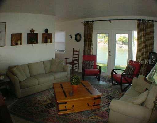 629 Bay Esplanade UNIT 9 Clearwater, FL 33767