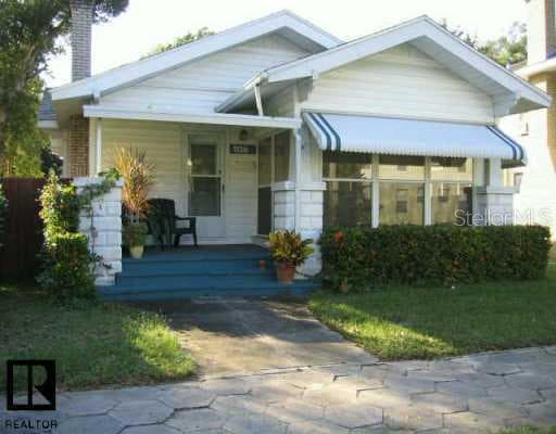 1136 Oak STREET St Petersburg, FL 33701