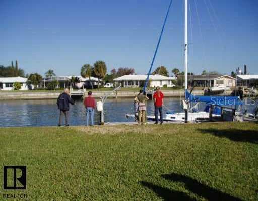 4095 49th AVENUE St. Petersburg, FL 33711