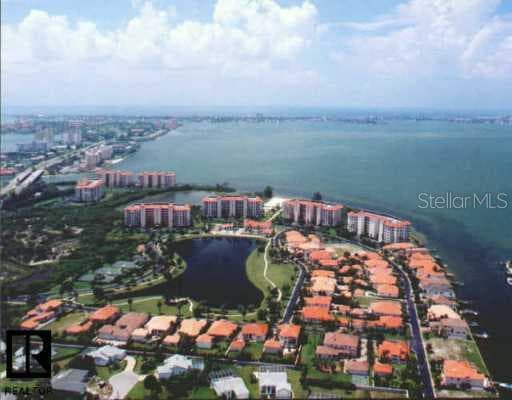 4750 Dolphin Cay LANE UNIT 403 St Petersburg, FL 33711