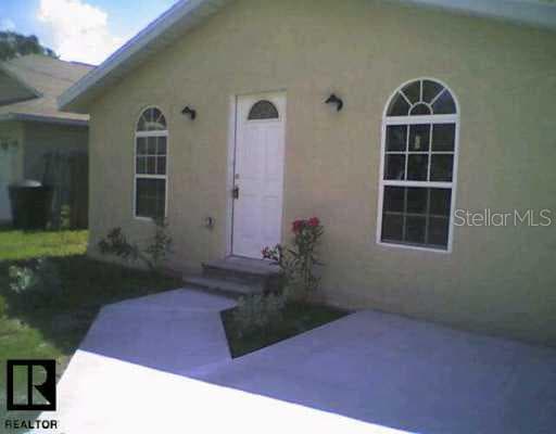906 Pennsylvania AVENUE Clearwater, FL 33755