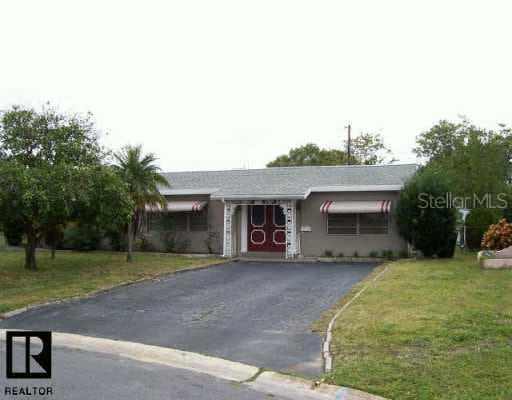 8444 7th LANE St Petersburg, FL 33702