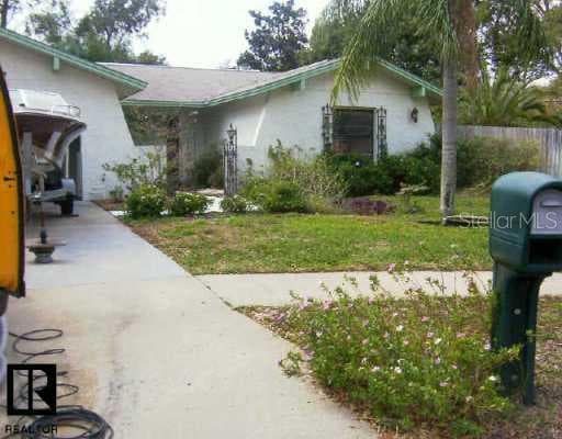 1398 Grapeleaf COURT Tarpon Springs, FL 34689