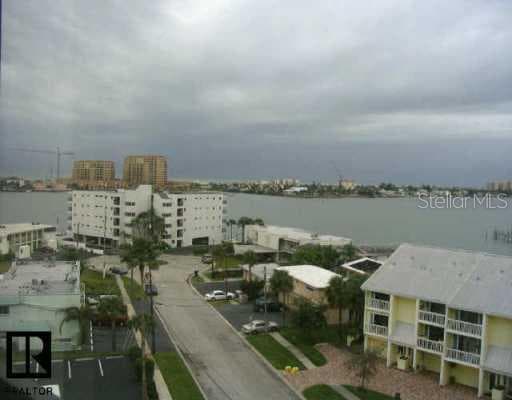 650 Island WAY UNIT 404 Clearwater, FL 33767