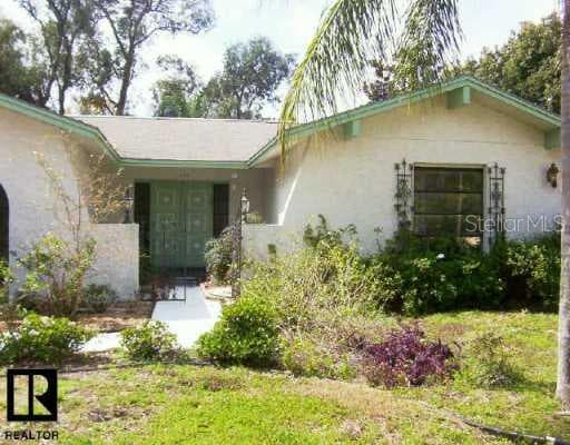 1398 Grapeleaf COURT Tarpon Springs, FL 34689
