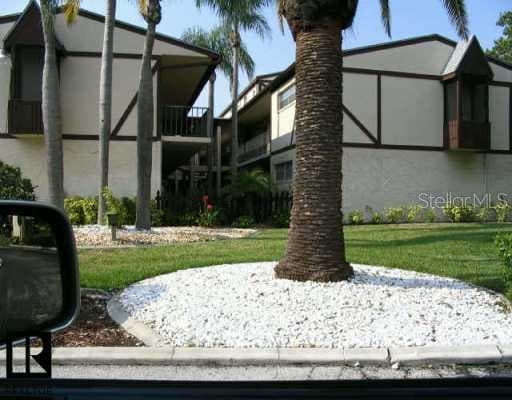 1146 King Arthur COURT UNIT 108 Dunedin, FL 34698