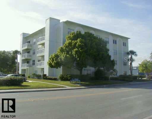 4400 1st STREET N UNIT 301 St Petersburg, FL 33703
