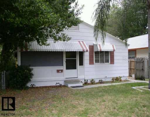 2447 Burlington AVENUE N St. Pete, FL 33713