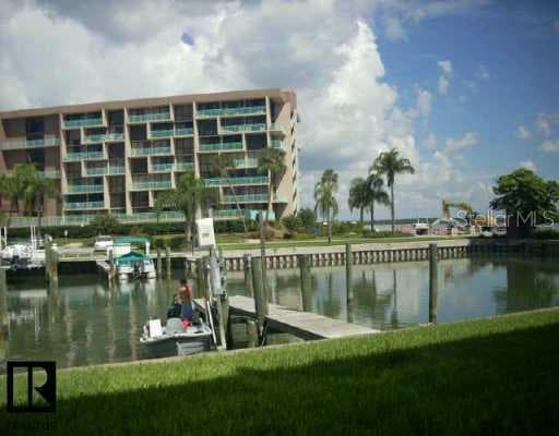 12594 Capri CIRCLE UNIT 7 Treasure Island, FL 33706
