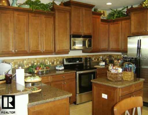 572 Bella LOOP Dunedin, FL 34698