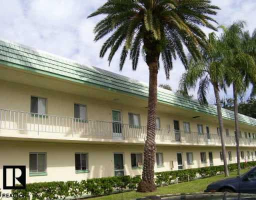 2003 Greenbriar BOULEVARD UNIT #13 Clearwater, FL 33763