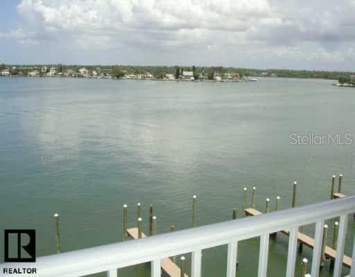 17715 Gulf BOULEVARD UNIT 405