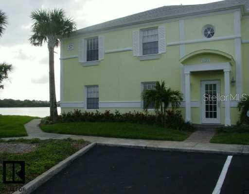 5265 Beach DRIVE SE UNIT A St Petersburg, FL 33705