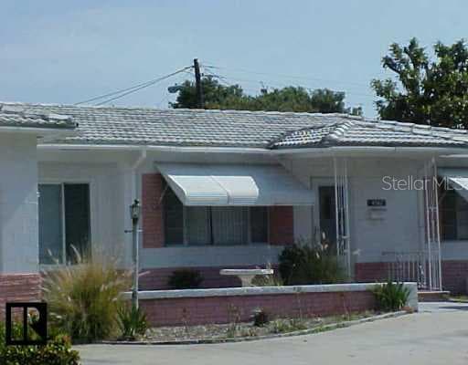 4567 Yardley AVENUE N St Petersburg, FL 33713