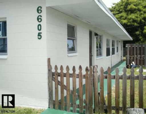 6605 48th AVENUE N UNIT B St Petersburg, FL 33709