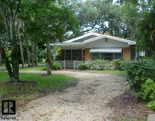 8295 28th AVENUE N St Petersburg, FL 33710