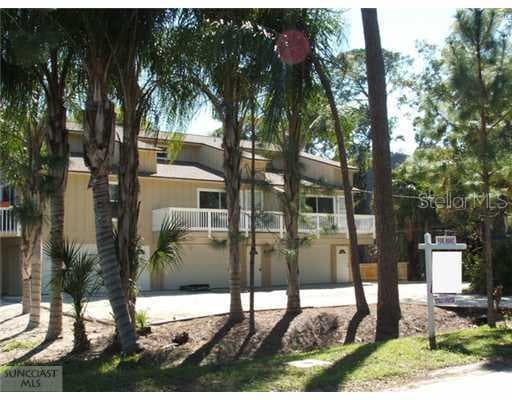 301 Avery AVENUE UNIT B Crystal Beach, FL 34681