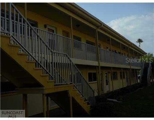 5924 5th AVENUE N UNIT A St Petersburg, FL 33710