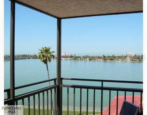 6279 Sun BOULEVARD UNIT 507 St Petersburg, FL 33715