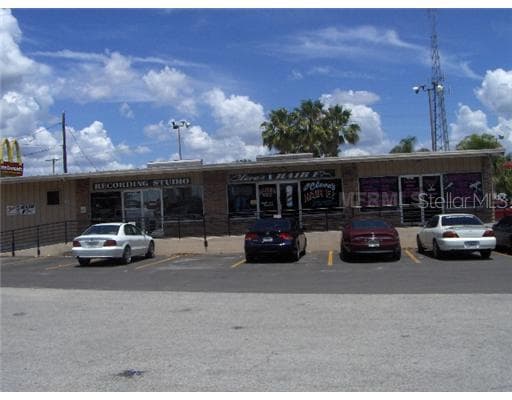 4941 E 7TH AVENUE TAMPA, FL 33605