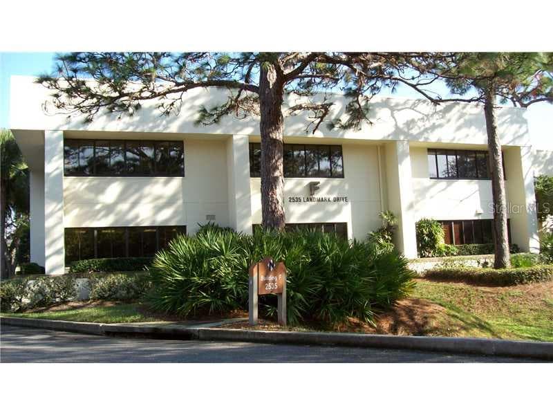 2535 LANDMARK DRIVE UNIT 102 CLEARWATER, FL 33761