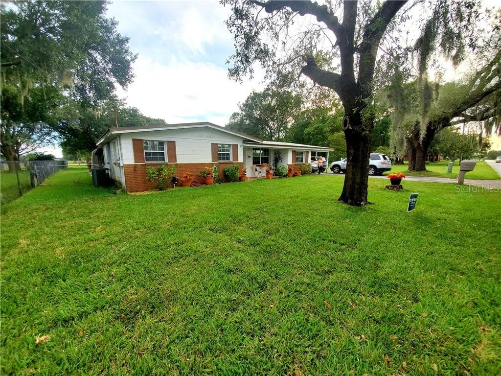 3423 CASON ROAD PLANT CITY, FL 33566