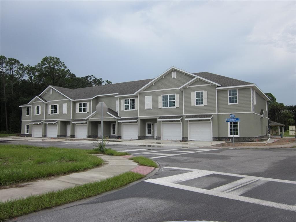 10828 QUICKWATER COURT RIVERVIEW, FL 33569