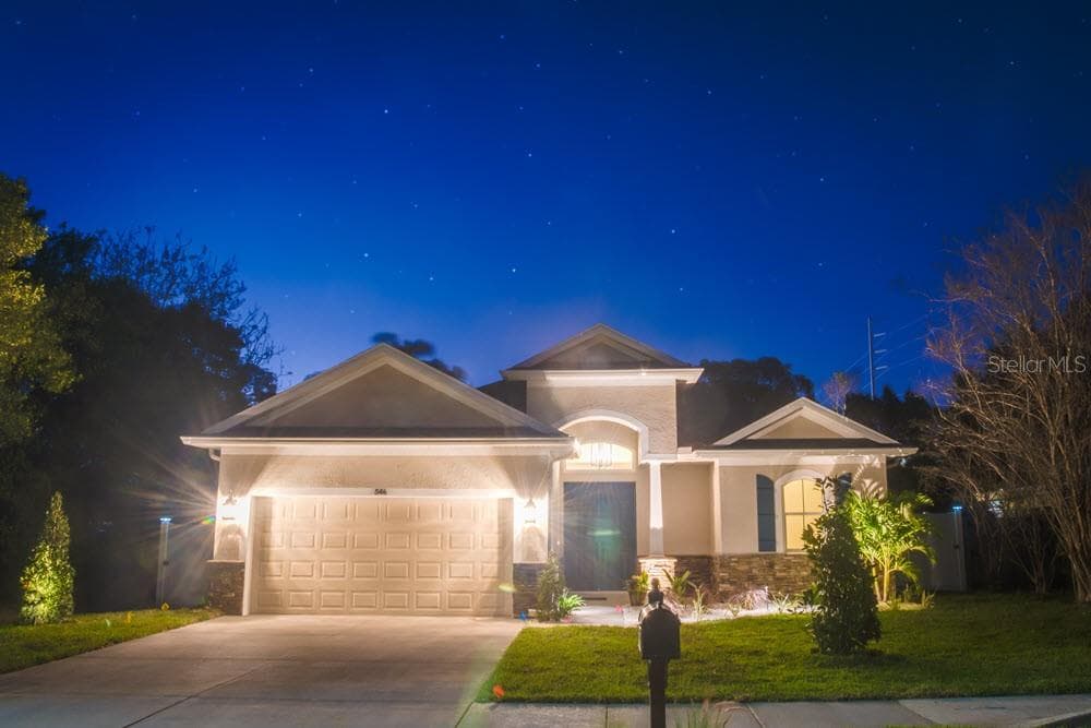 4827 BLUE JAY CIRCLE