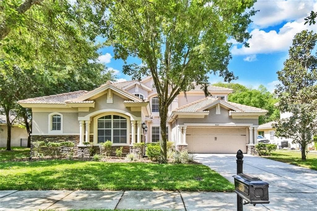 9123 CREEDMOOR LANE
