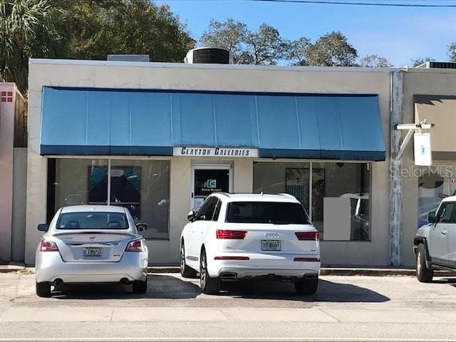 4105 S MACDILL AVENUE TAMPA, FL 33611