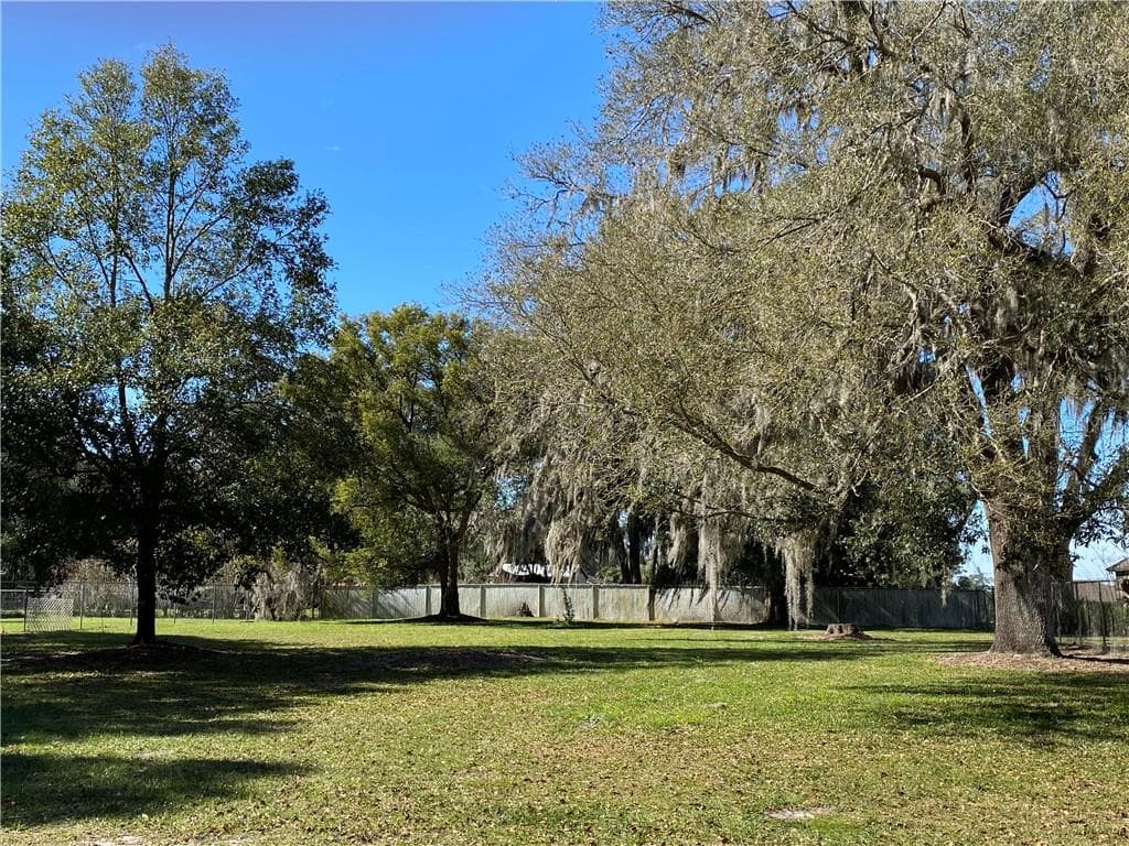2846 SUTTON ROAD LAKELAND, FL 33810