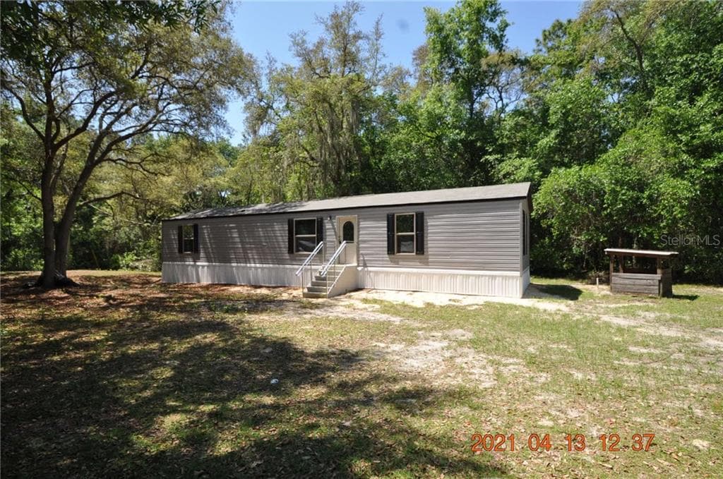 11220 NE 234TH PLACE ROAD FORT MC COY, FL 32134