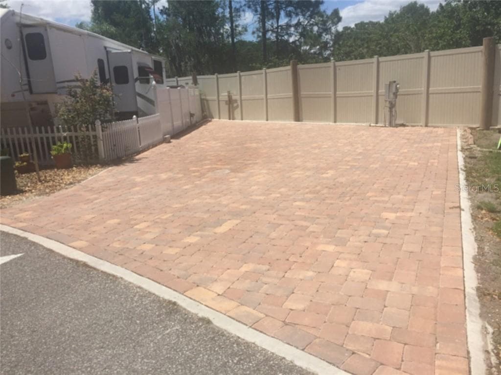 20300 LEONARD ROAD UNIT 3 LUTZ, FL 33558