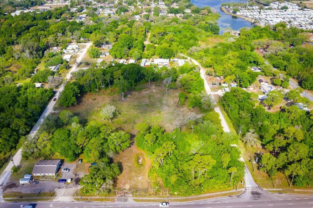 7821 LITTLE ROAD NEW PORT RICHEY, FL 34653