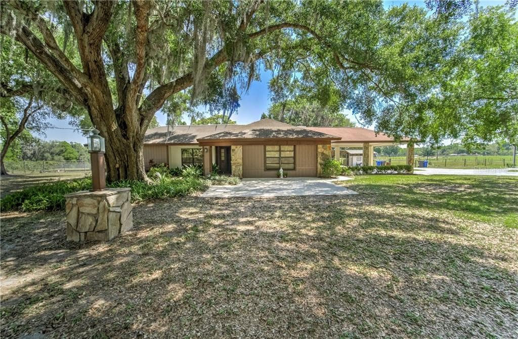 1825 STREETMAN DRIVE LITHIA, FL 33547