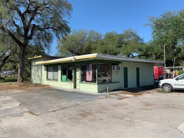 20949 US HIGHWAY 301 DADE CITY, FL 33523