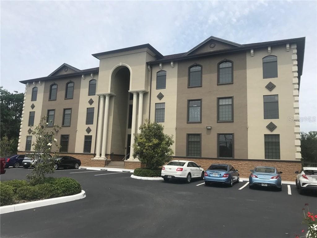6601 MEMORIAL HIGHWAY UNIT 303