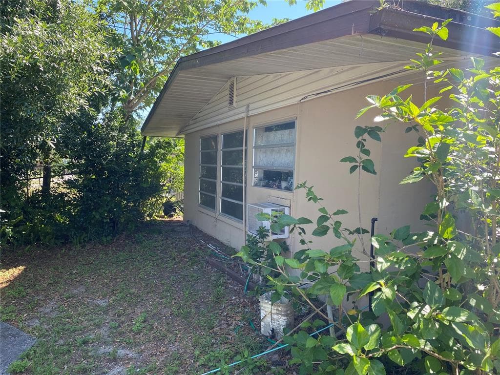 4346,4348,4350 DOHRCREST DRIVE